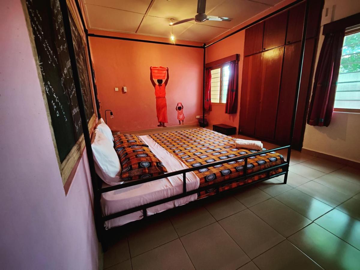 Tumi Hostel クマシ エクステリア 写真