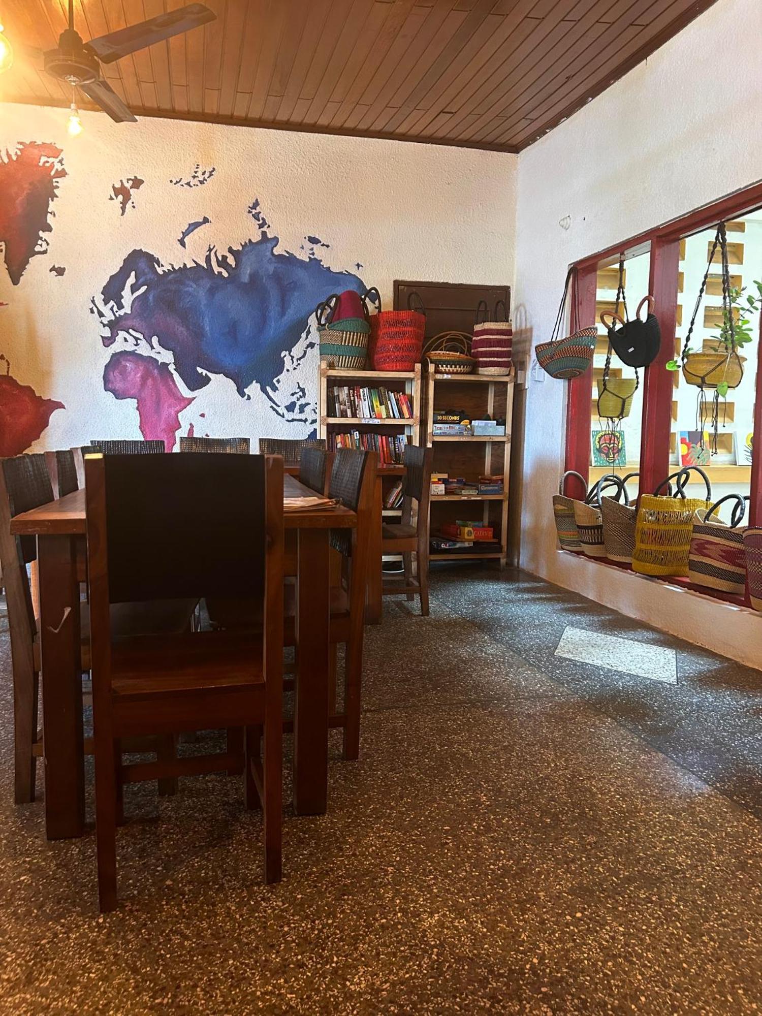 Tumi Hostel クマシ エクステリア 写真