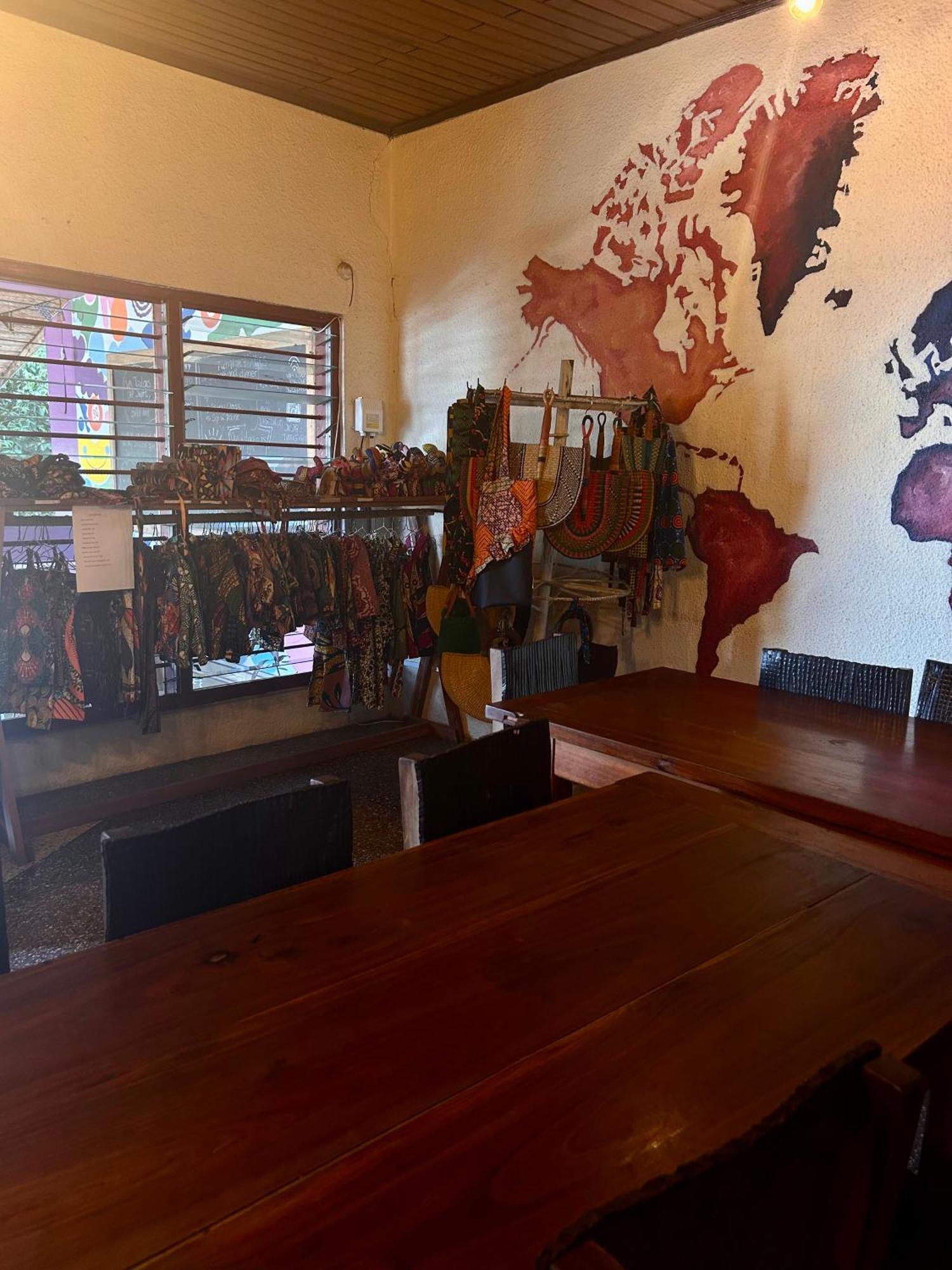 Tumi Hostel クマシ エクステリア 写真